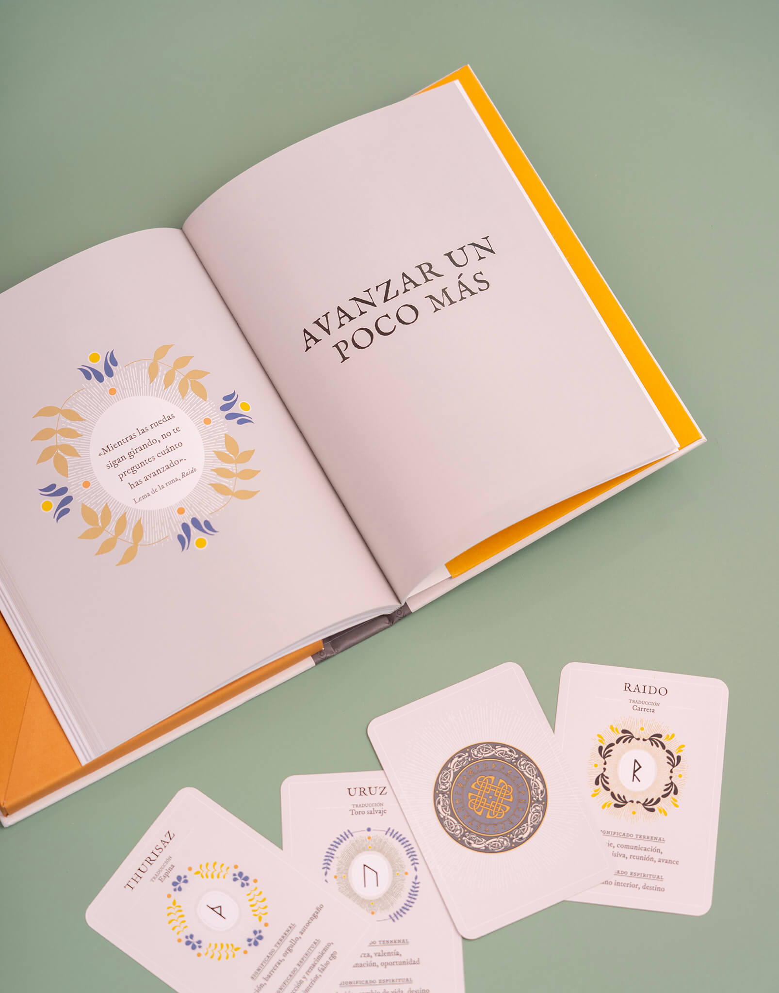 BARAJA DE LAS RUNAS (LIBRO + CARTAS)